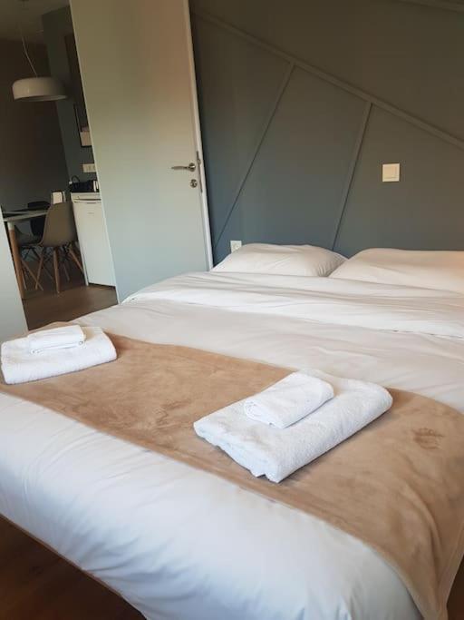 Cute, Bright And Cozy Flat 5 Min Walk To Acropolis *